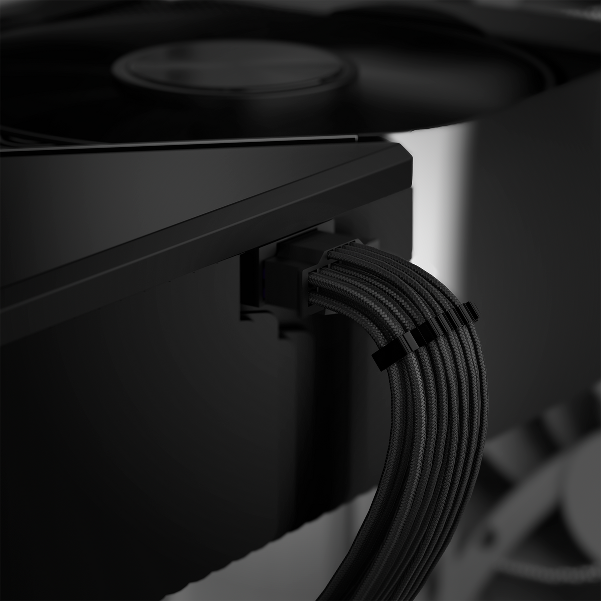 C1000 Gold Core cable connector detail